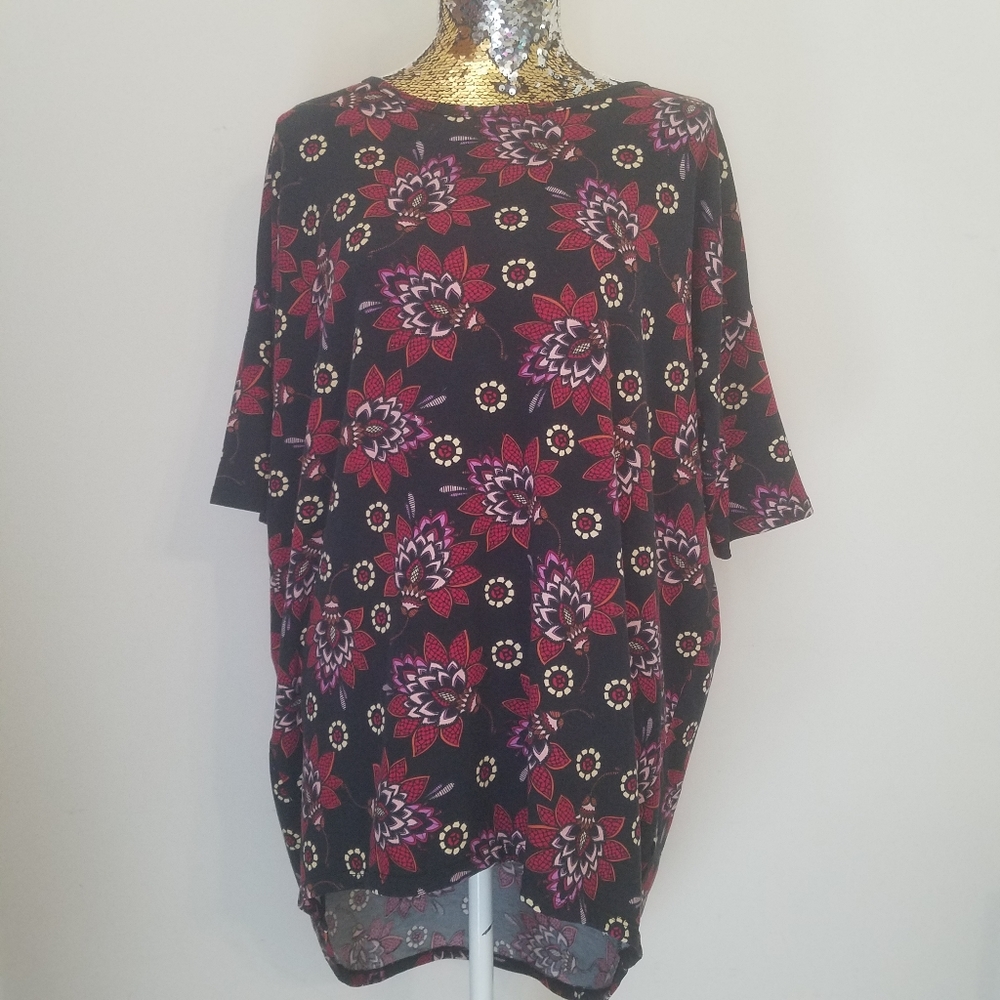🌻Lularoe Irma Tunic Floral Top